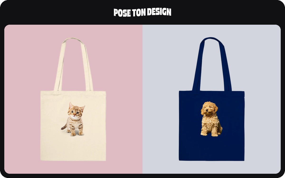 Un tote bag écru imprimé avec la photo d’un chaton et un tote bag bleu marine imprimé avec celle d’un chiot, sur fonds pastel.